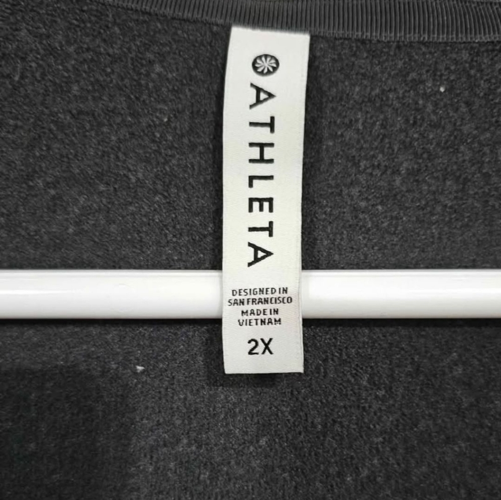Women's ATHLETA Hooded Pullover Sz 2X - Picture 2 of 3